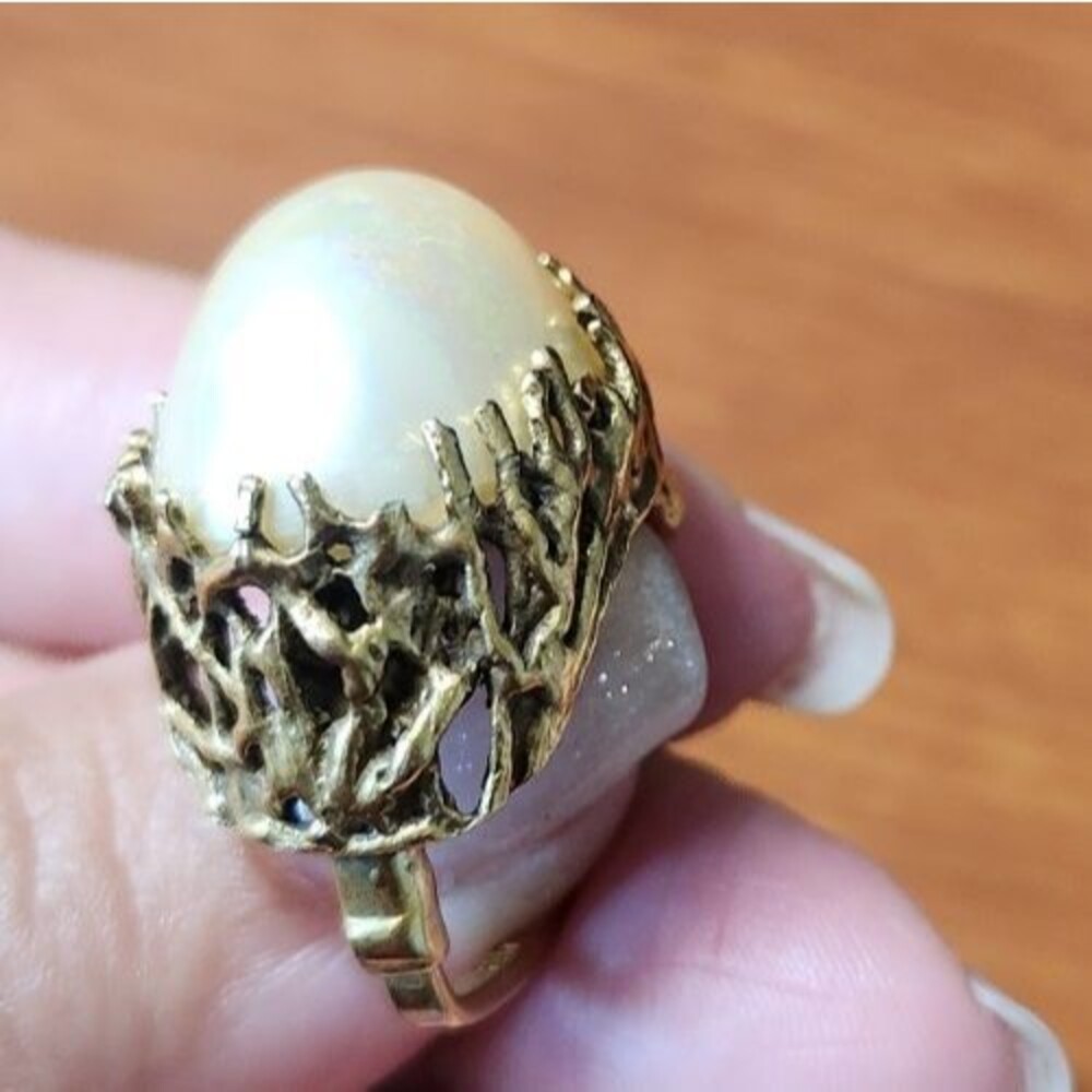 VENDOME Gold Tone Faux Mabe Pearl Brutalist Adjustable Ring Sz 7 - Picture 7 of 10